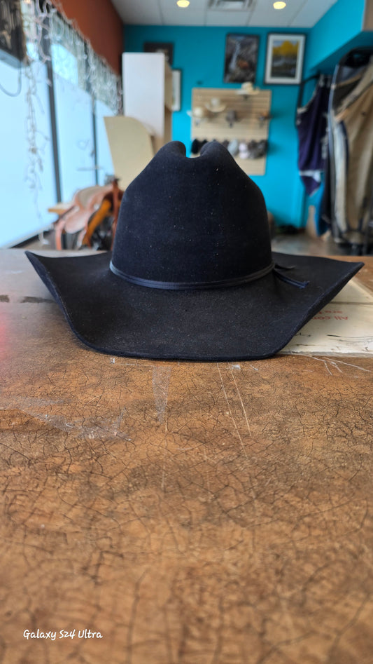 Black Wrangler Felt Cowboy Hat, 6 7/8