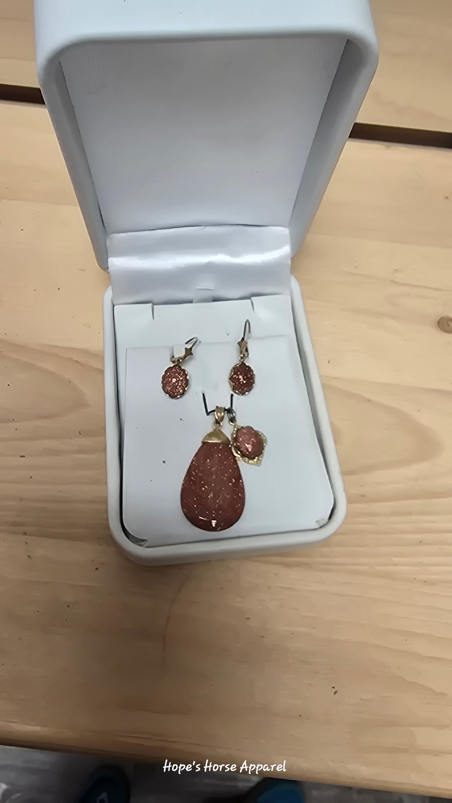 Custom Goldstone Set