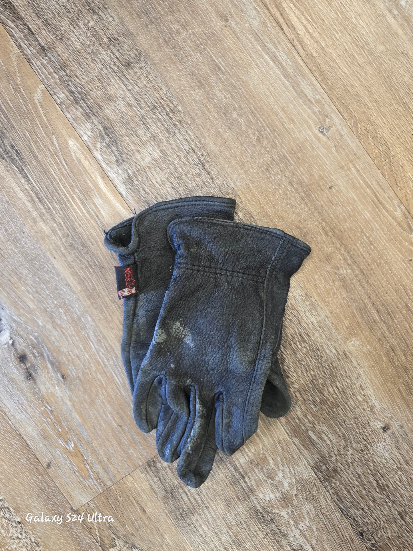 Leather Gloves