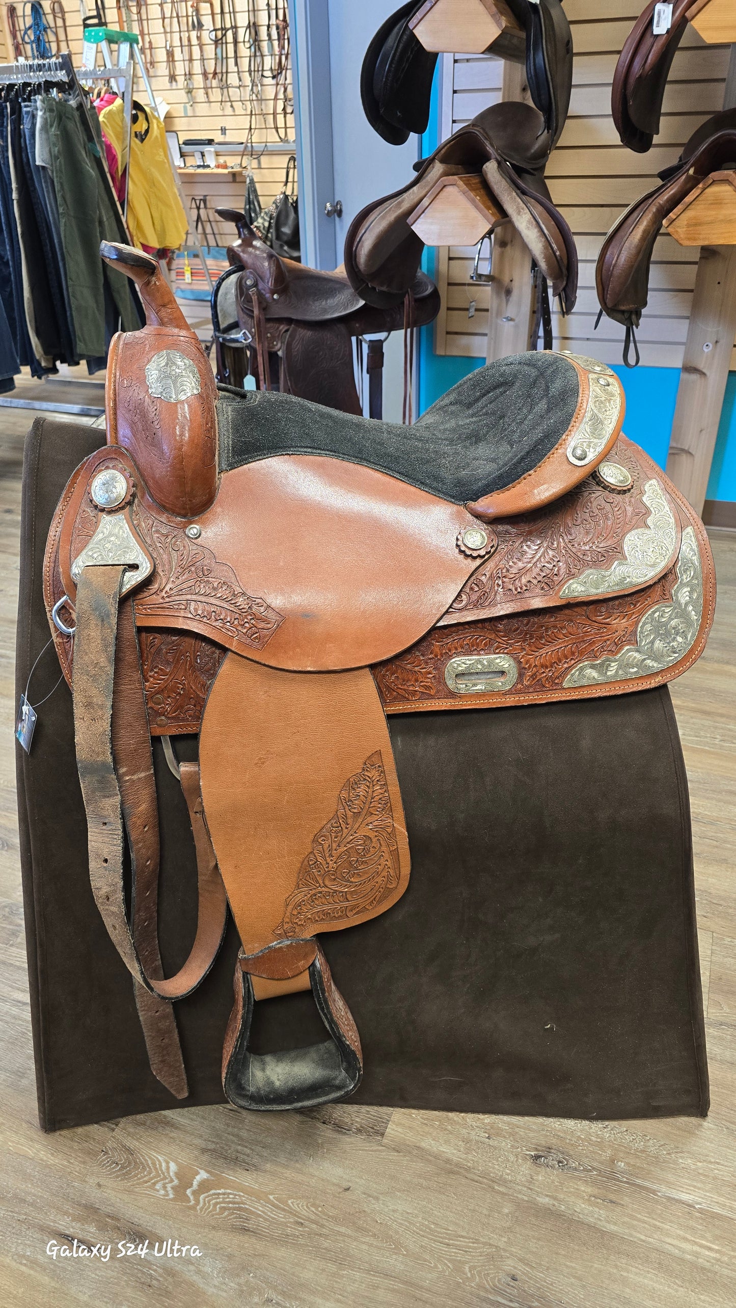 Western Show Saddle