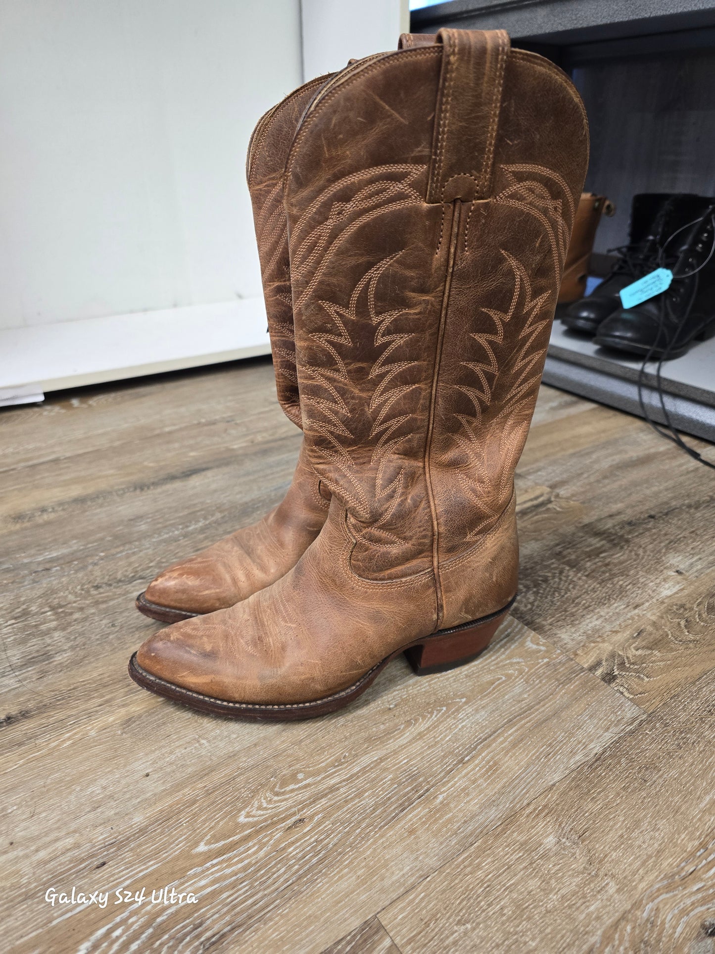 Ladies Cowboy Boots